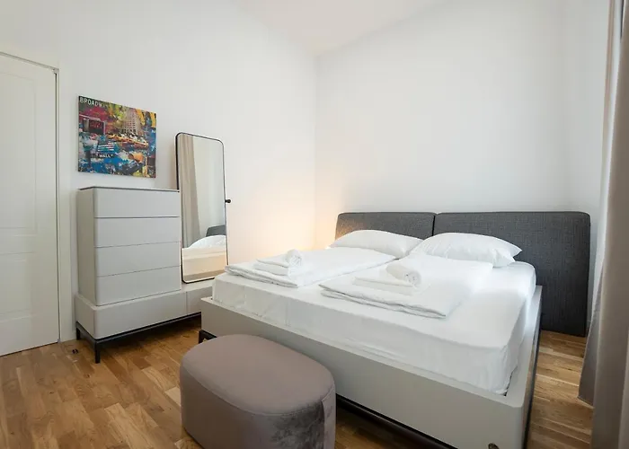 Apartman Fully Equipped, Renovated, Perfectly Located Flat Bécs