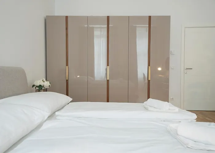 Fully Equipped, Renovated, Perfectly Located Flat Bécs