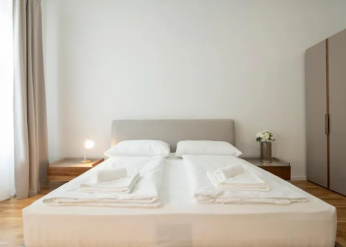 Fully Equipped, Renovated, Perfectly Located Flat * Bécs