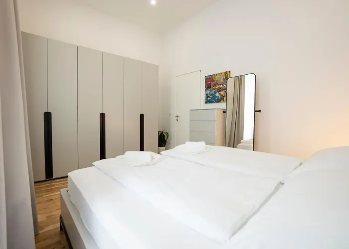 Fully Equipped, Renovated, Perfectly Located Flat Bécs